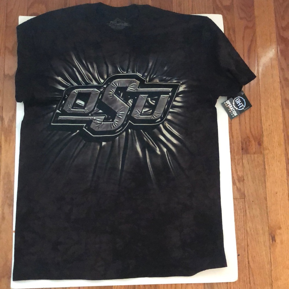 Osu tee graffiti